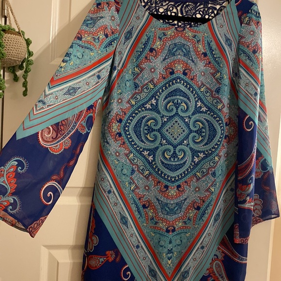 Women’s Small Dress - Picture 2 of 4